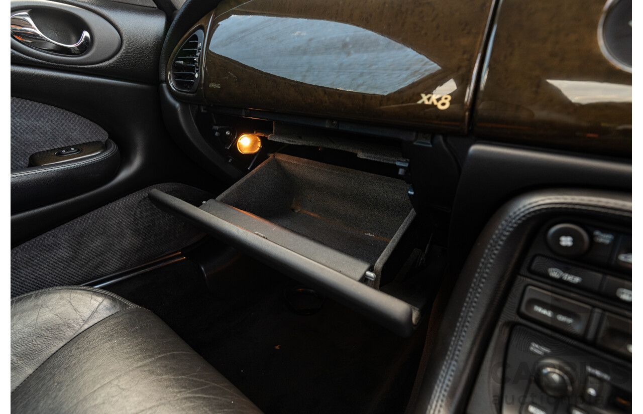 2/1997 Jaguar XK8 Classic 2d Coupe British Racing Green V8 4.0L