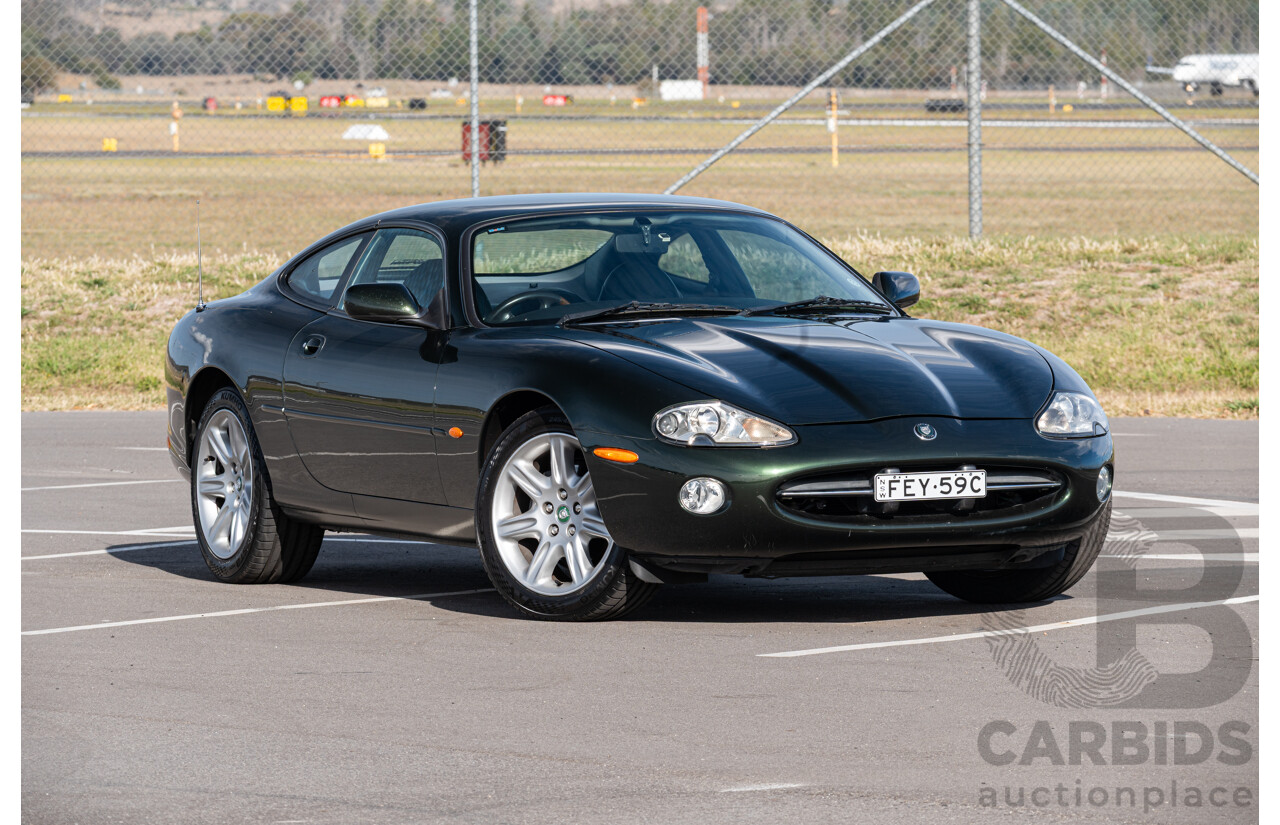 2/1997 Jaguar XK8 Classic 2d Coupe British Racing Green V8 4.0L