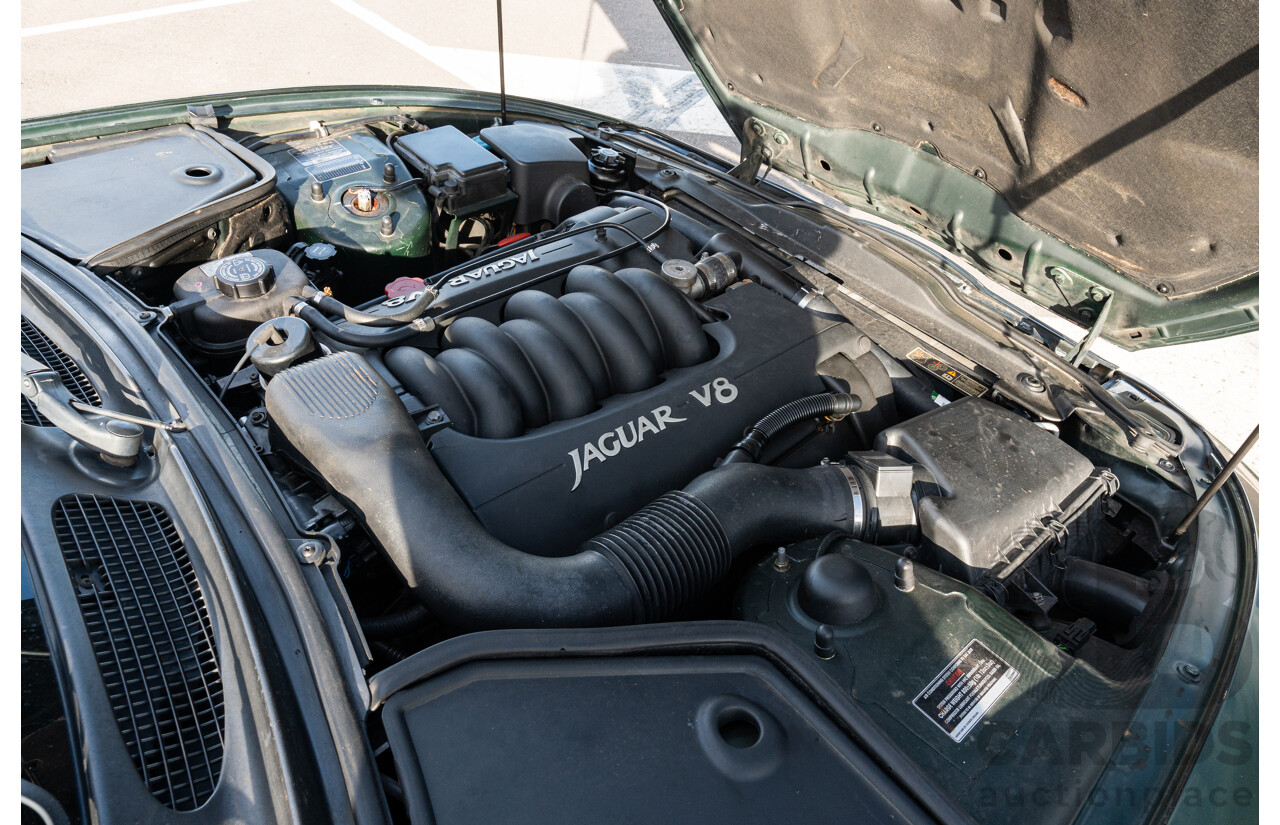 2/1997 Jaguar XK8 Classic 2d Coupe British Racing Green V8 4.0L