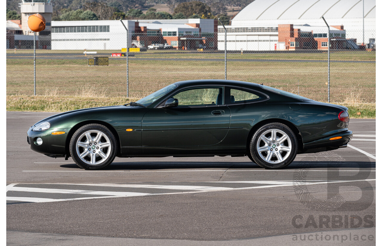 2/1997 Jaguar XK8 Classic 2d Coupe British Racing Green V8 4.0L