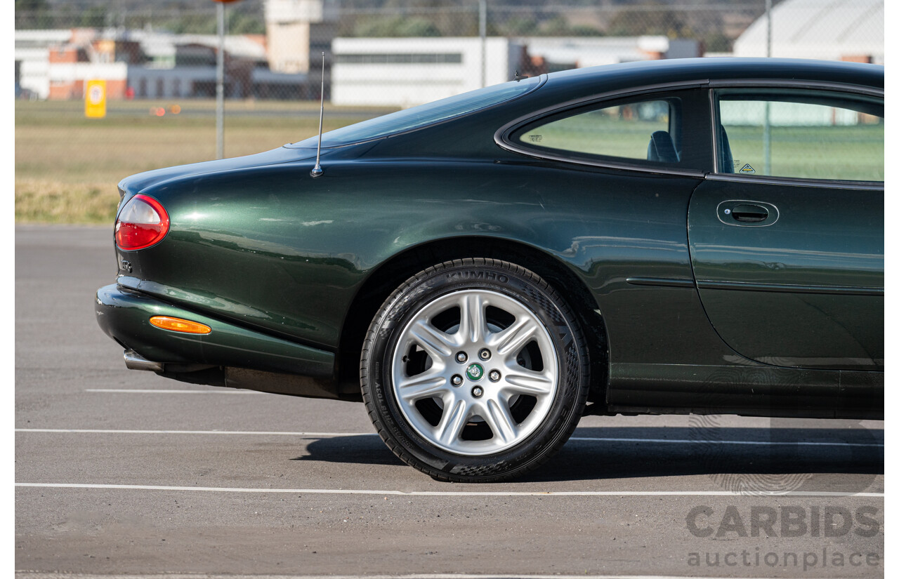 2/1997 Jaguar XK8 Classic 2d Coupe British Racing Green V8 4.0L
