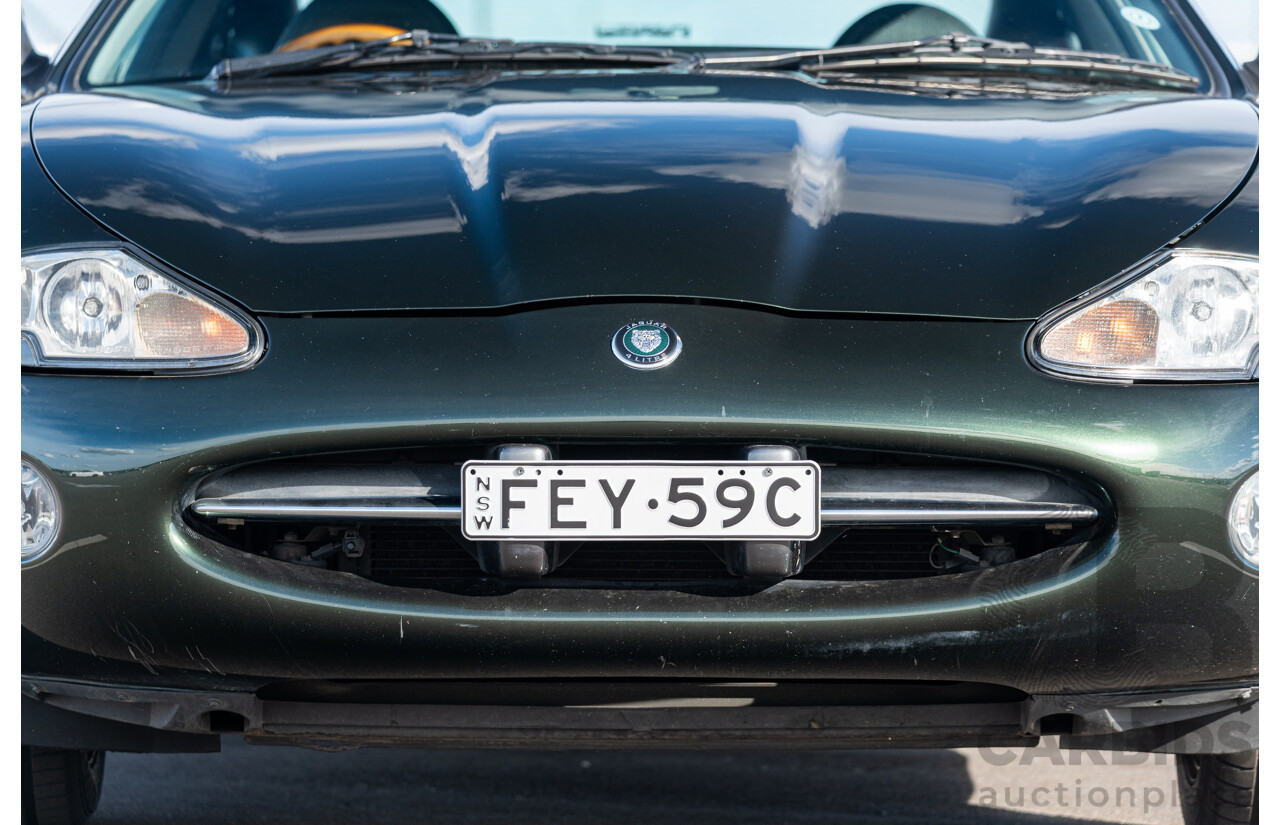 2/1997 Jaguar XK8 Classic 2d Coupe British Racing Green V8 4.0L