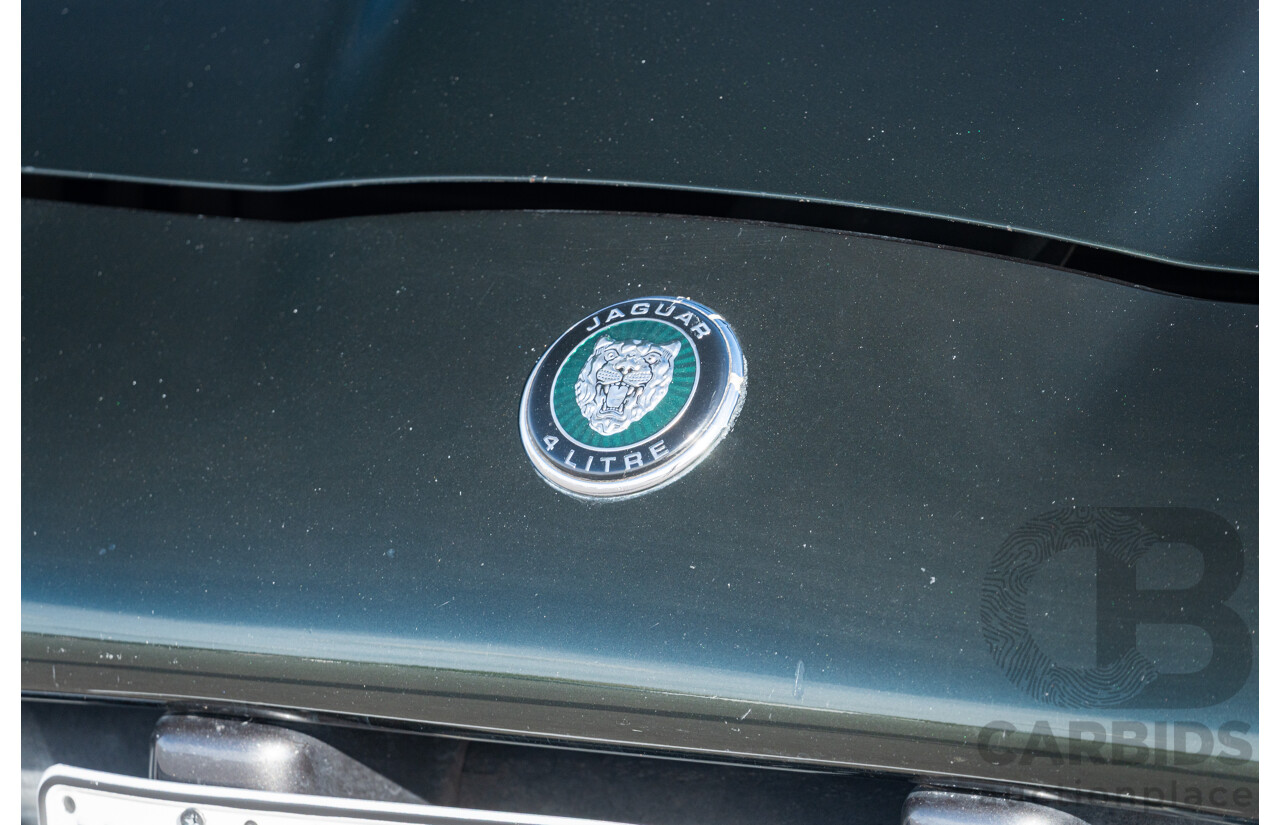 2/1997 Jaguar XK8 Classic 2d Coupe British Racing Green V8 4.0L