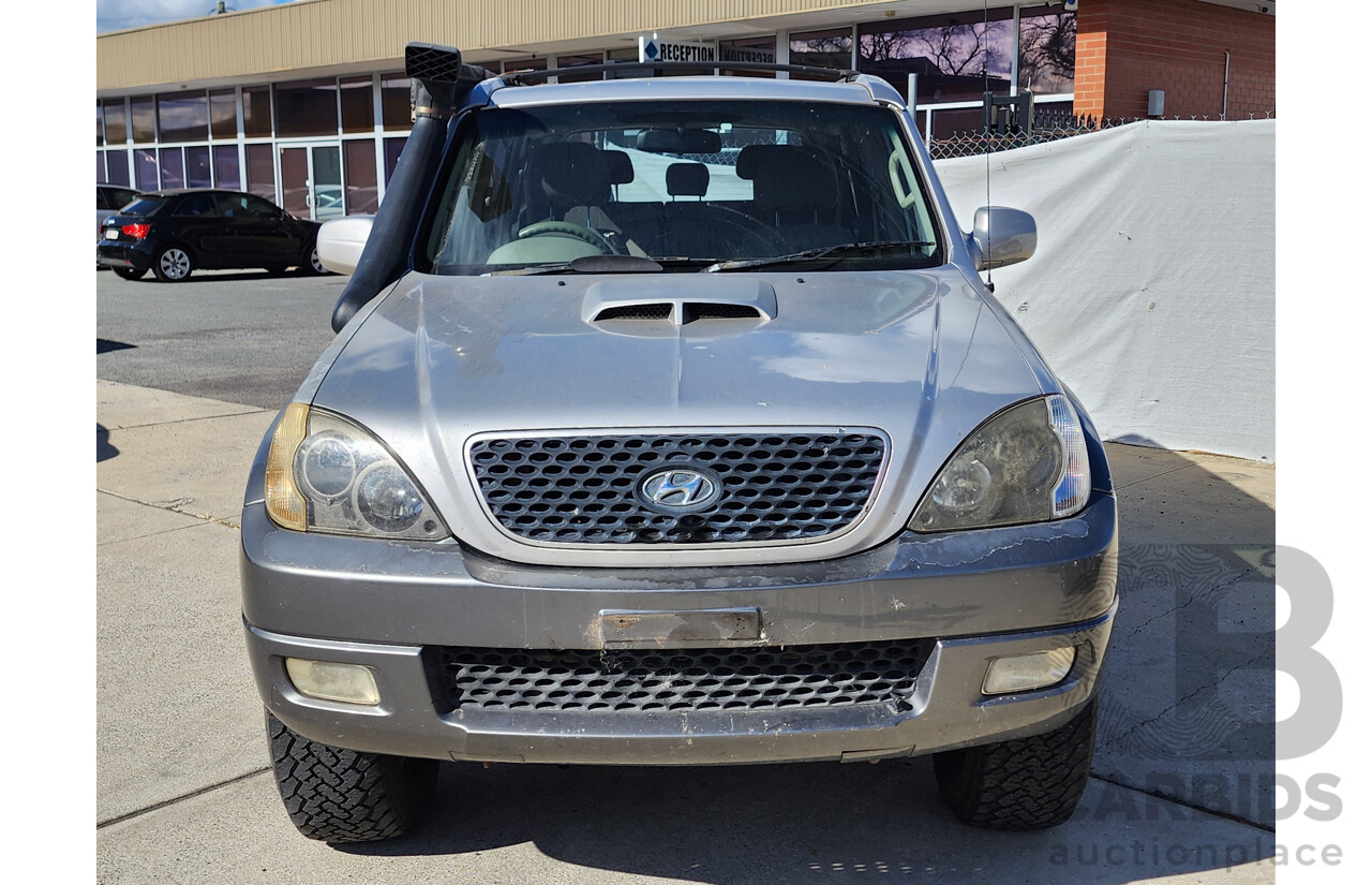 1/2005 Hyundai Terracan CRDi  4d Wagon Silver 2.9L