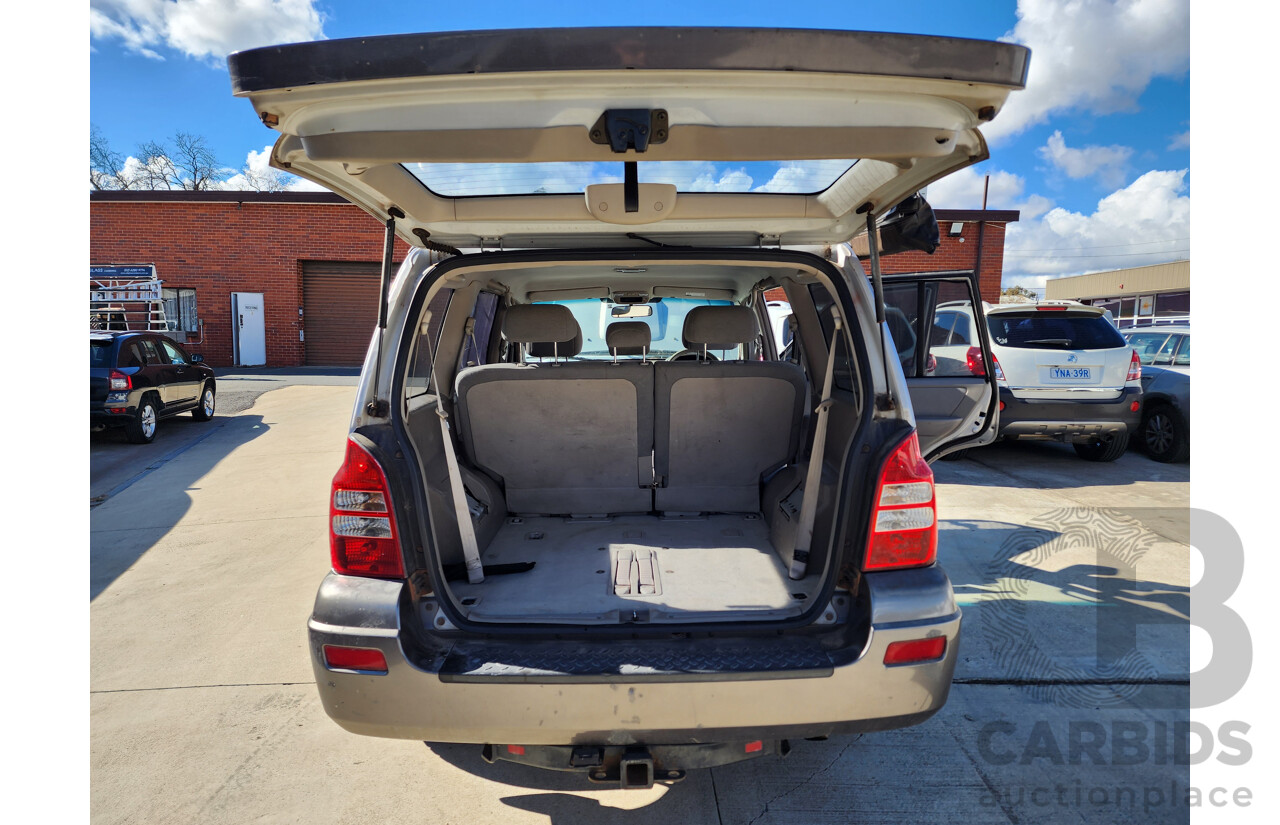 1/2005 Hyundai Terracan CRDi  4d Wagon Silver 2.9L