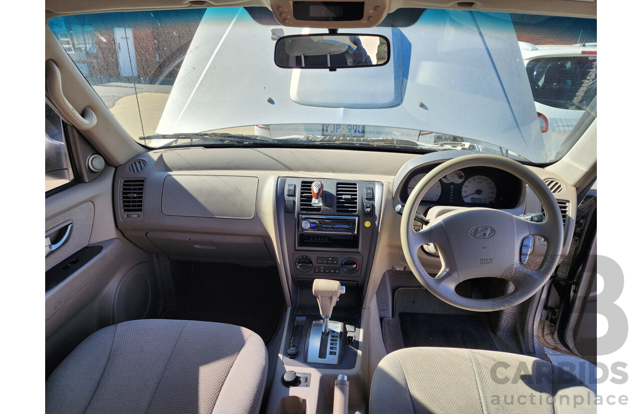 1/2005 Hyundai Terracan CRDi  4d Wagon Silver 2.9L