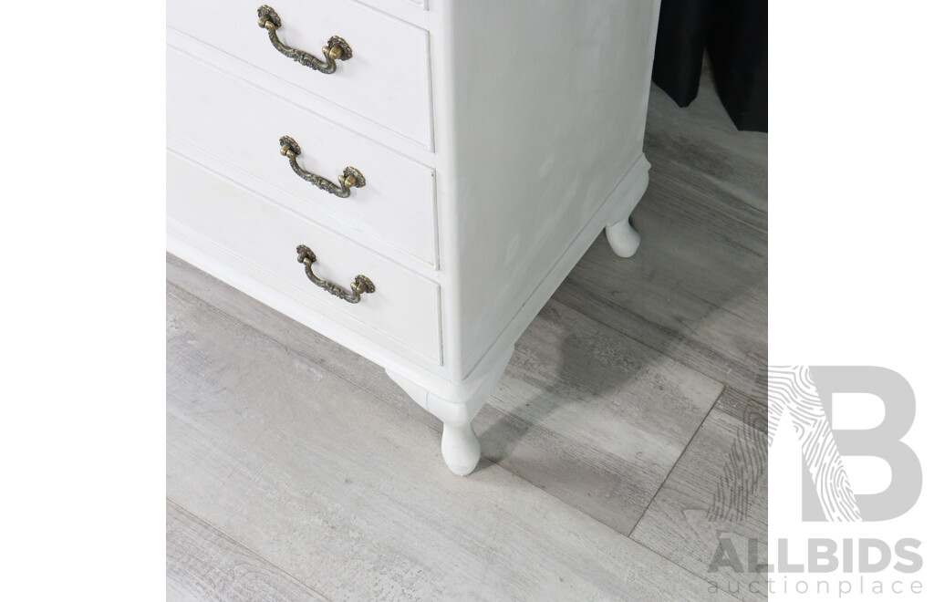 White Painted Finished Chest of Draws