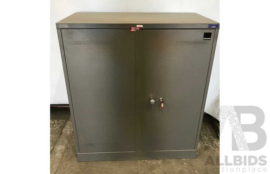 Planex C Class Single Shelve Security - Lot 1604425 | ALLBIDS