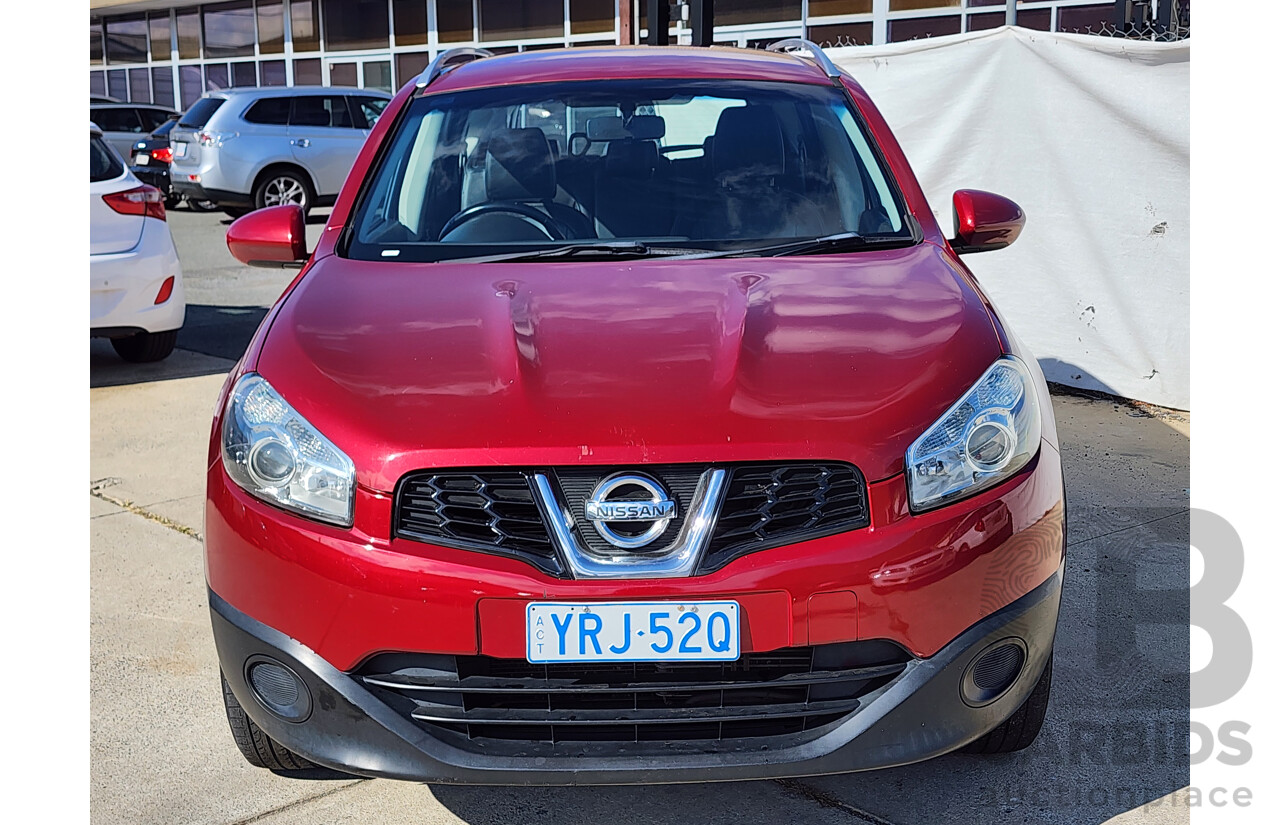 10/2013 Nissan Dualis +2 ST (4x2) J10 MY13 4d Wagon Red 2.0L
