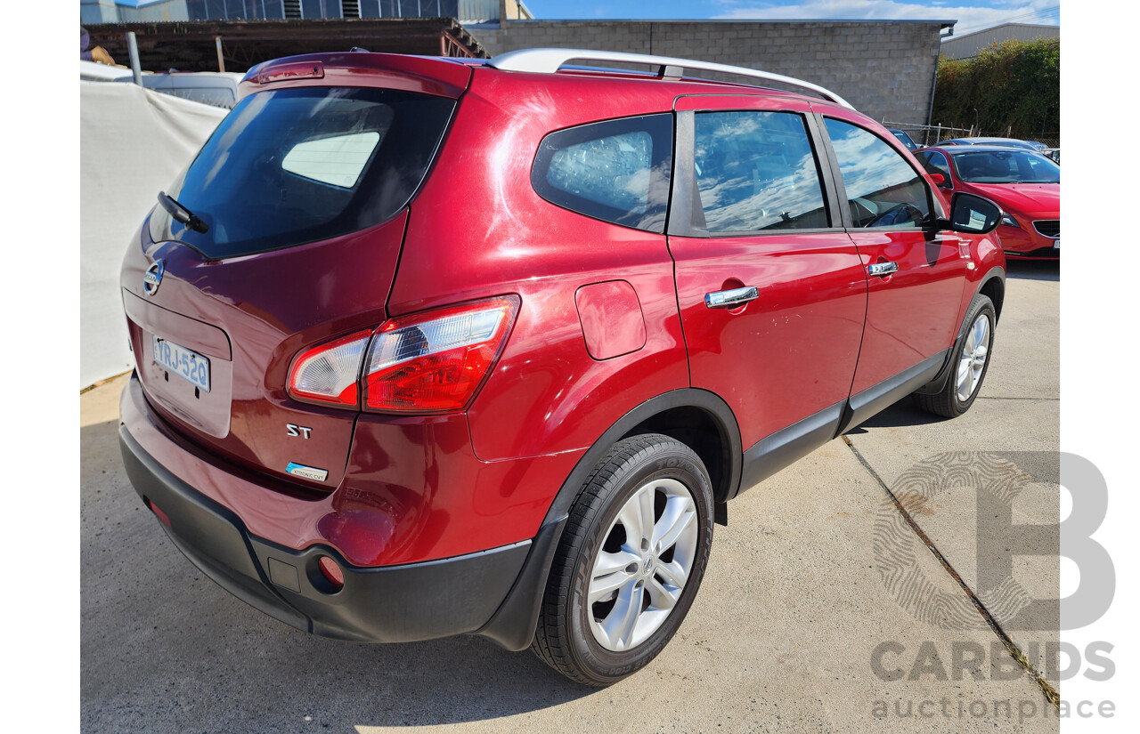 10/2013 Nissan Dualis +2 ST (4x2) J10 MY13 4d Wagon Red 2.0L