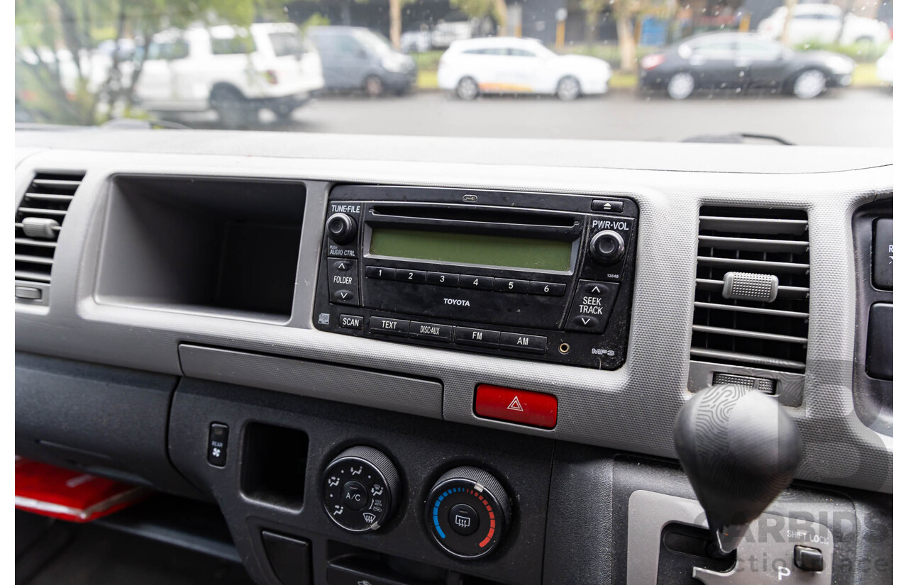 2/2009 Toyota Hiace Commuter Super LWB TRH223R MY07 Upgrade Bus French Vanilla White 2.7L - Custom Wheelchair Lift 11Seater