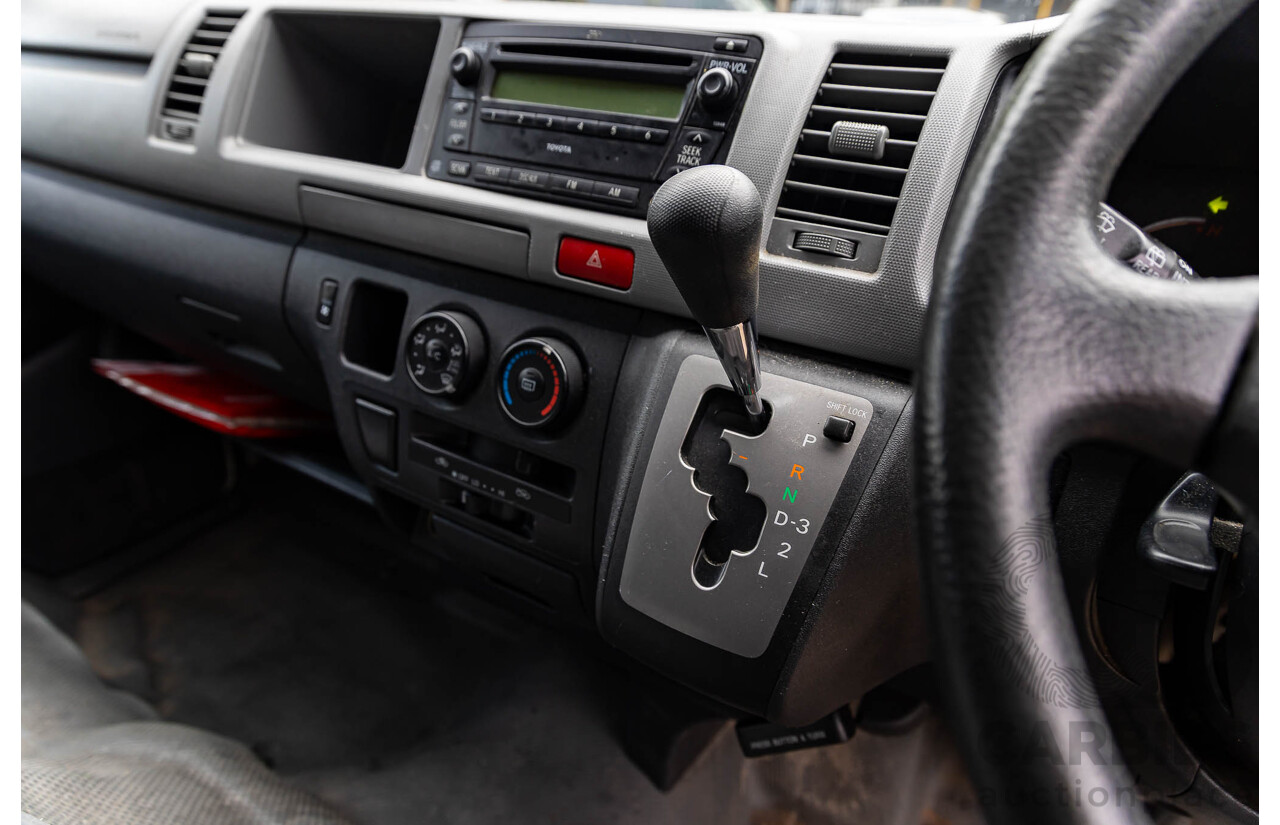 2/2009 Toyota Hiace Commuter Super LWB TRH223R MY07 Upgrade Bus French Vanilla White 2.7L - Custom Wheelchair Lift 11Seater