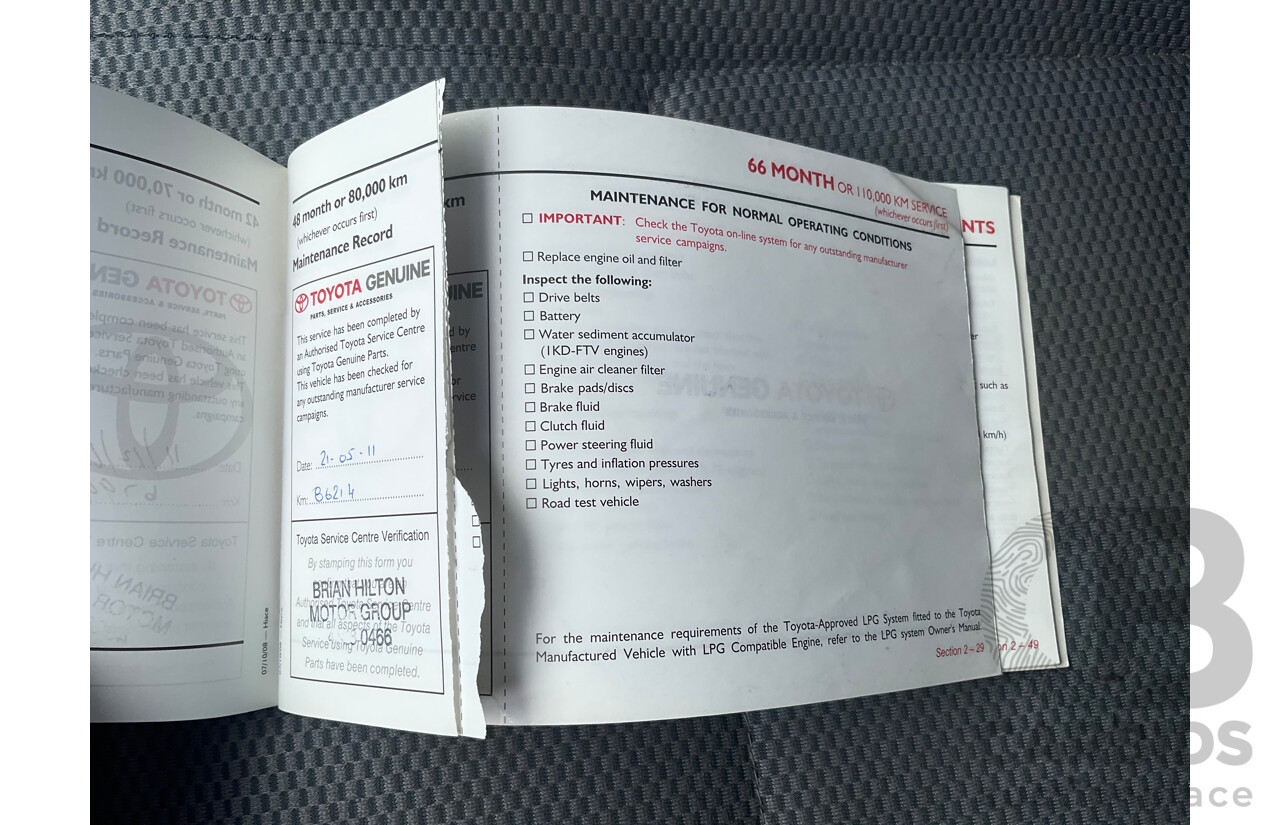 2/2009 Toyota Hiace Commuter Super LWB TRH223R MY07 Upgrade Bus French Vanilla White 2.7L - Custom Wheelchair Lift 11Seater