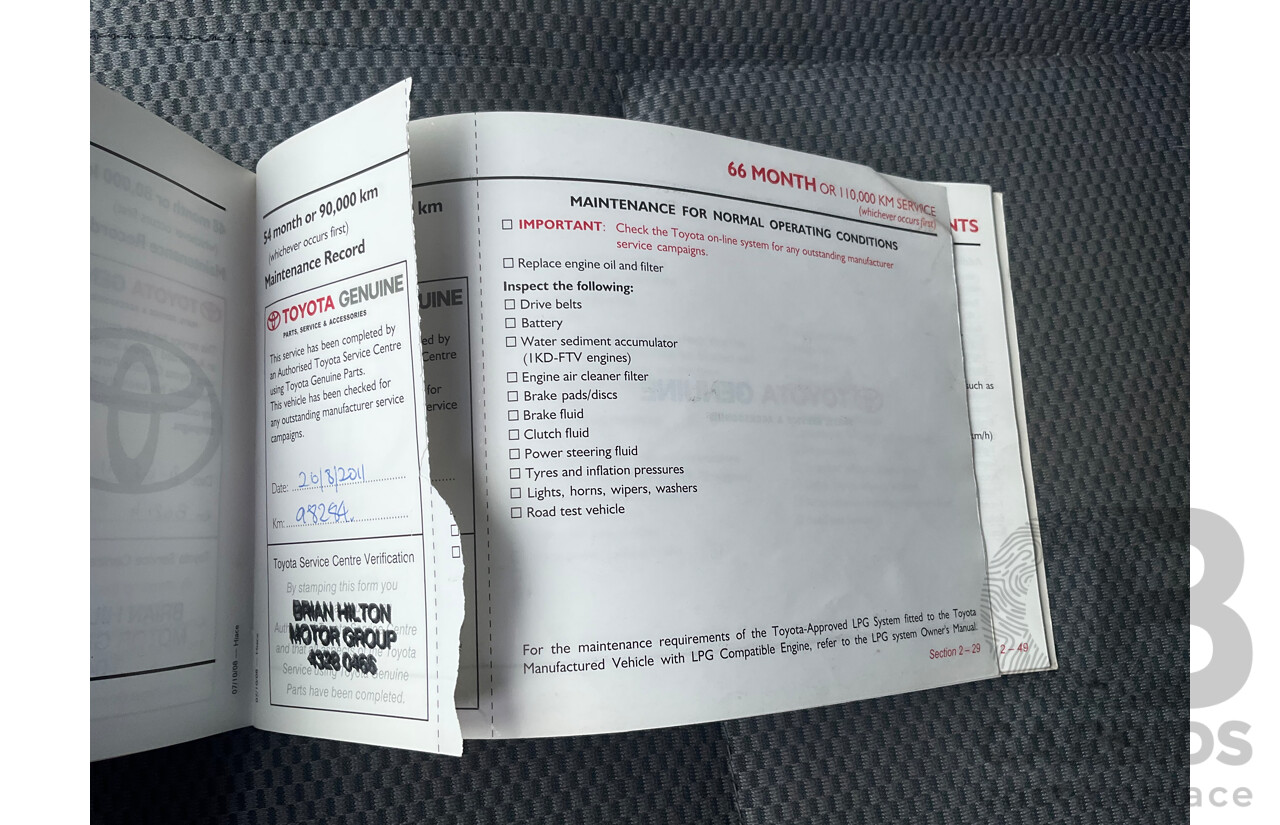 2/2009 Toyota Hiace Commuter Super LWB TRH223R MY07 Upgrade Bus French Vanilla White 2.7L - Custom Wheelchair Lift 11Seater