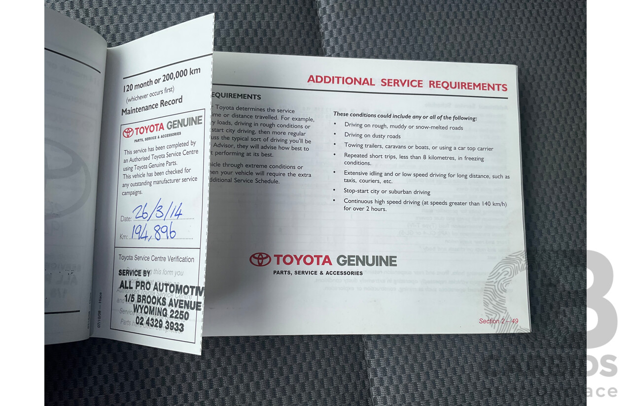 2/2009 Toyota Hiace Commuter Super LWB TRH223R MY07 Upgrade Bus French Vanilla White 2.7L - Custom Wheelchair Lift 11Seater