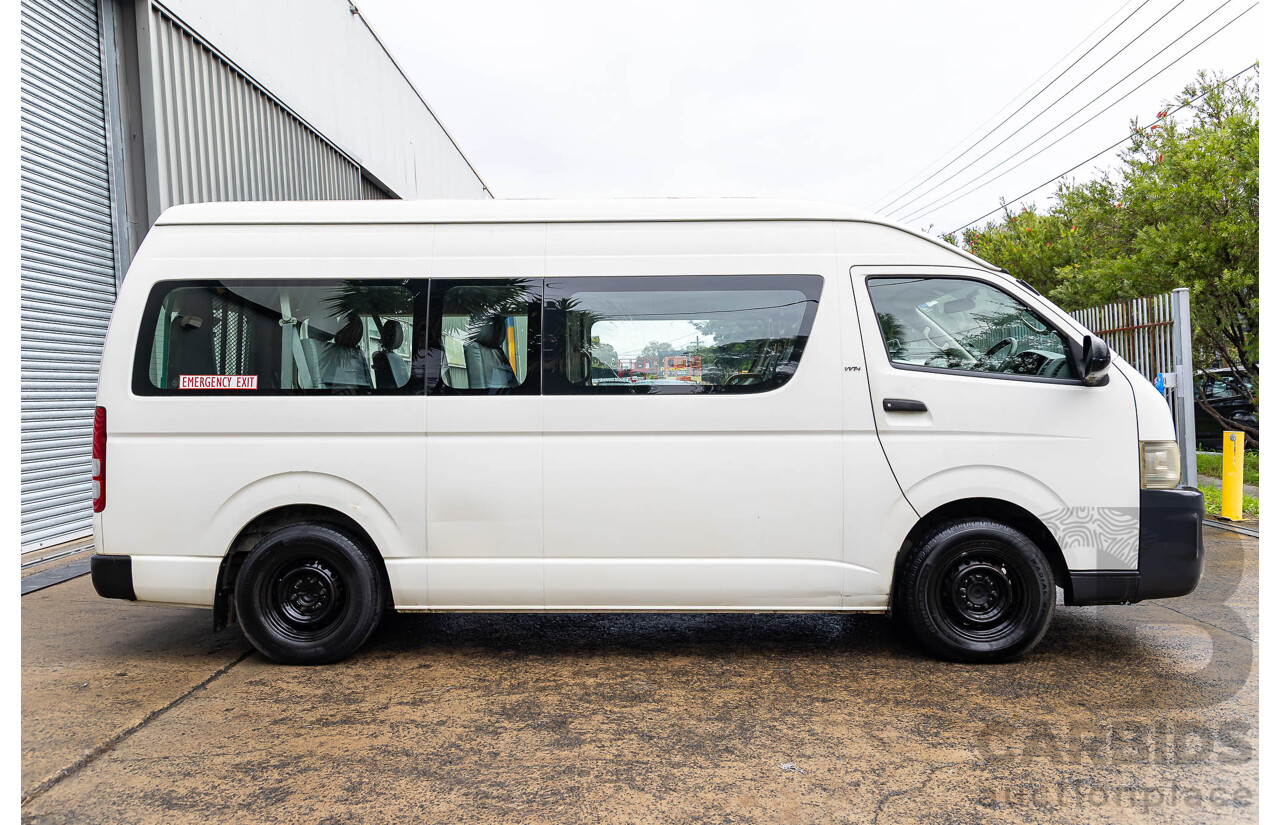 2/2009 Toyota Hiace Commuter Super LWB TRH223R MY07 Upgrade Bus French Vanilla White 2.7L - Custom Wheelchair Lift 11Seater