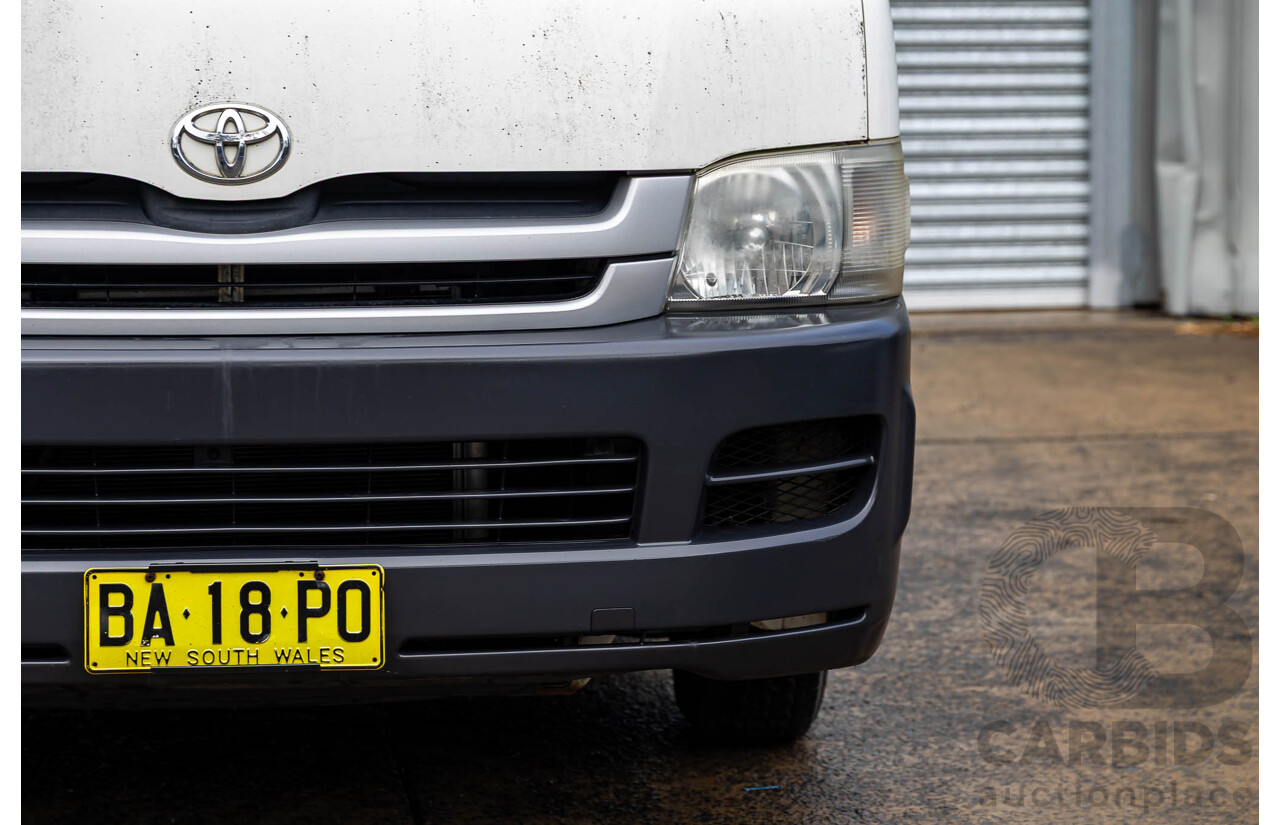 2/2009 Toyota Hiace Commuter Super LWB TRH223R MY07 Upgrade Bus French Vanilla White 2.7L - Custom Wheelchair Lift 11Seater