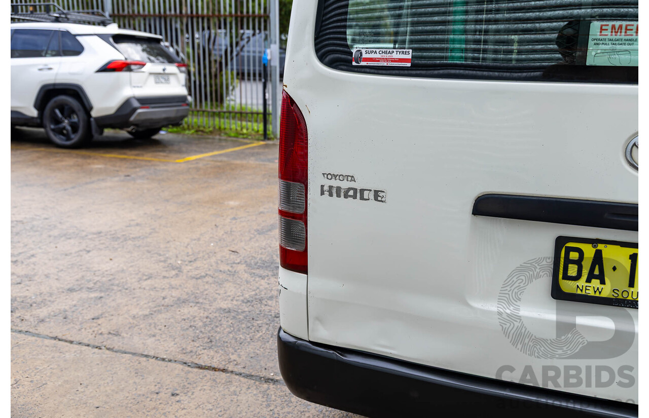 2/2009 Toyota Hiace Commuter Super LWB TRH223R MY07 Upgrade Bus French Vanilla White 2.7L - Custom Wheelchair Lift 11Seater