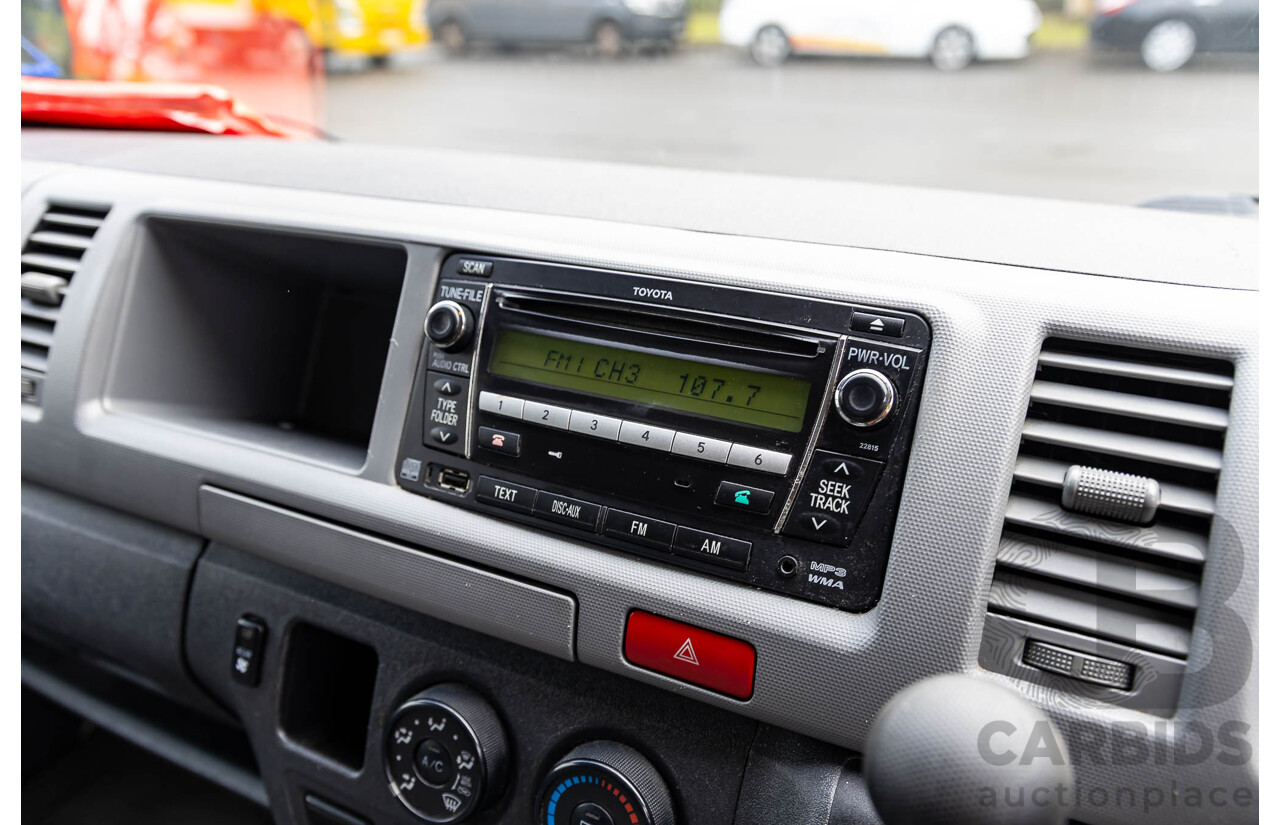 8/2010 Toyota Hiace Commuter Super LWB TRH223R MY07 Upgrade Bus French Vanilla White 2.7L - Custom Wheelchair Lift 10 Seater