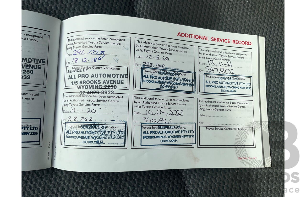 8/2010 Toyota Hiace Commuter Super LWB TRH223R MY07 Upgrade Bus French Vanilla White 2.7L - Custom Wheelchair Lift 10 Seater