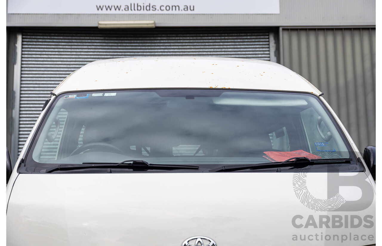 8/2010 Toyota Hiace Commuter Super LWB TRH223R MY07 Upgrade Bus French Vanilla White 2.7L - Custom Wheelchair Lift 10 Seater