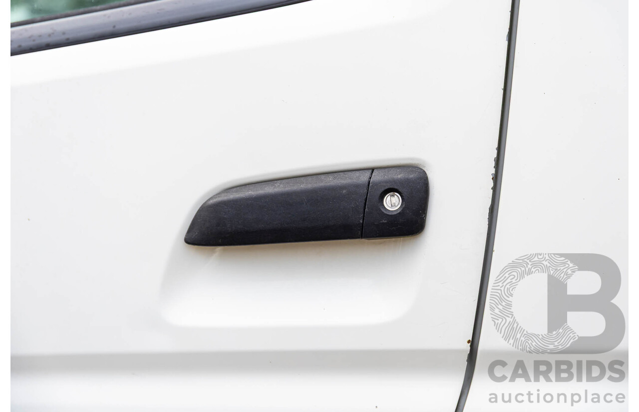 8/2010 Toyota Hiace Commuter Super LWB TRH223R MY07 Upgrade Bus French Vanilla White 2.7L - Custom Wheelchair Lift 10 Seater