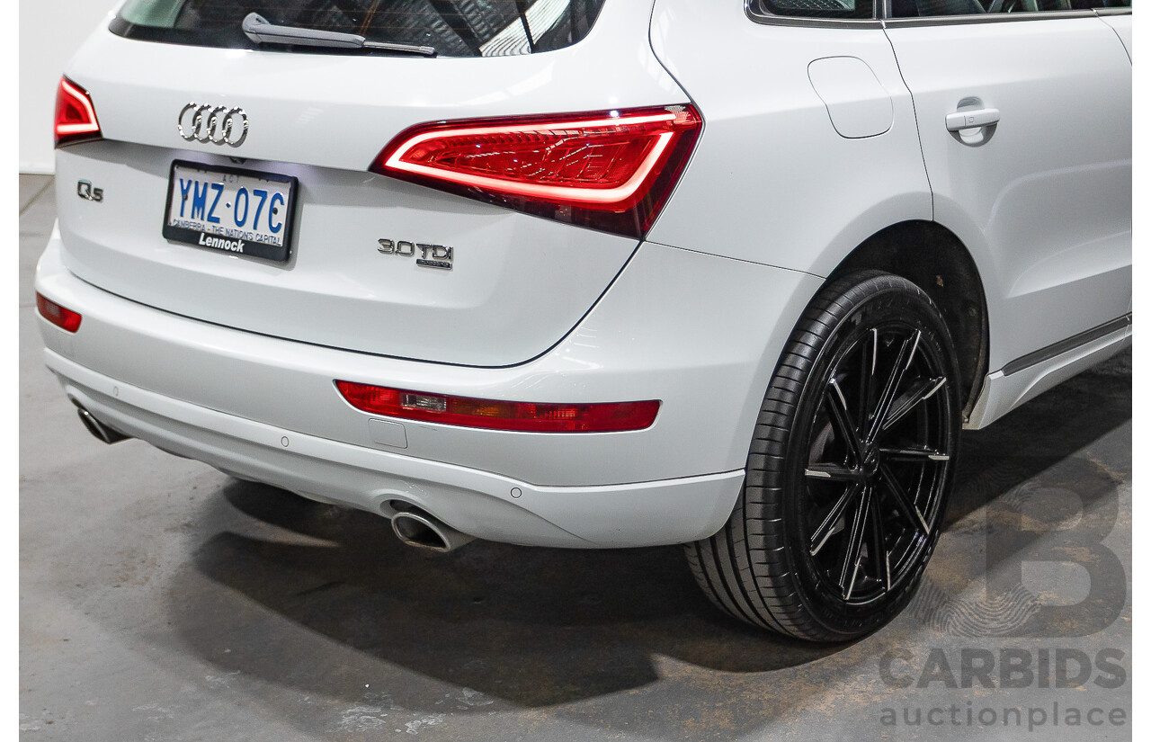 9/2013 Audi Q5 3.0 TDI Quattro 8R MY13 4d Wagon White 3.0L