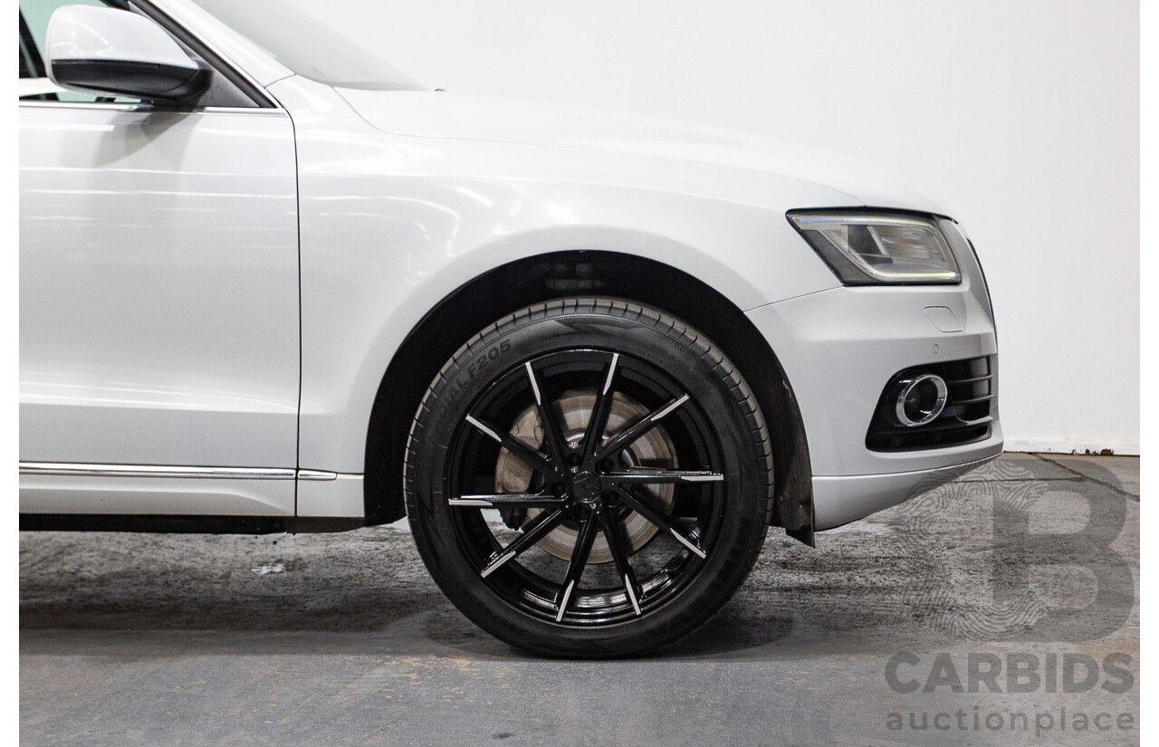9/2013 Audi Q5 3.0 TDI Quattro 8R MY13 4d Wagon White 3.0L