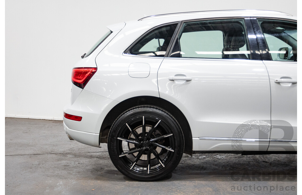 9/2013 Audi Q5 3.0 TDI Quattro 8R MY13 4d Wagon White 3.0L