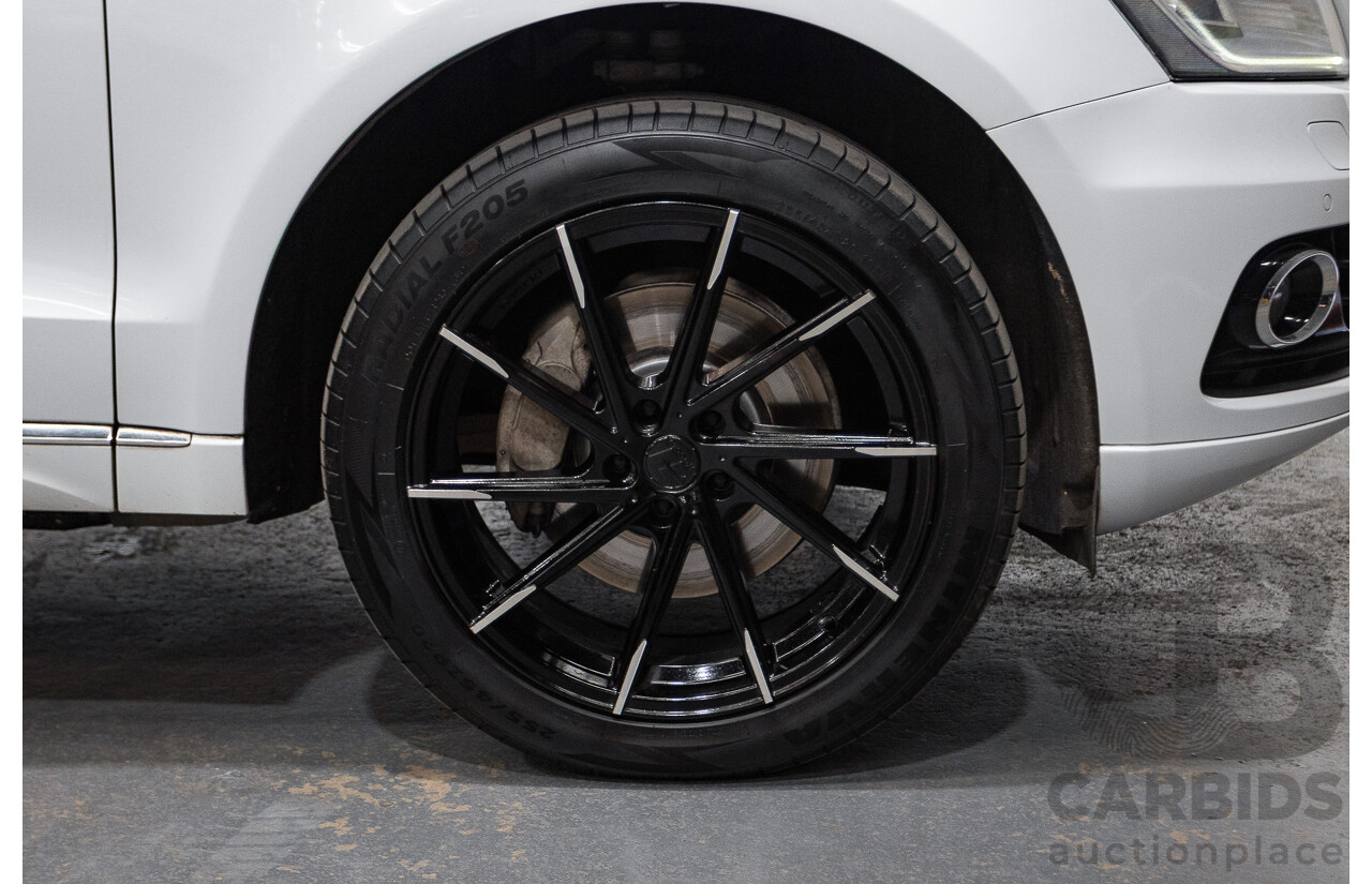 9/2013 Audi Q5 3.0 TDI Quattro 8R MY13 4d Wagon White 3.0L