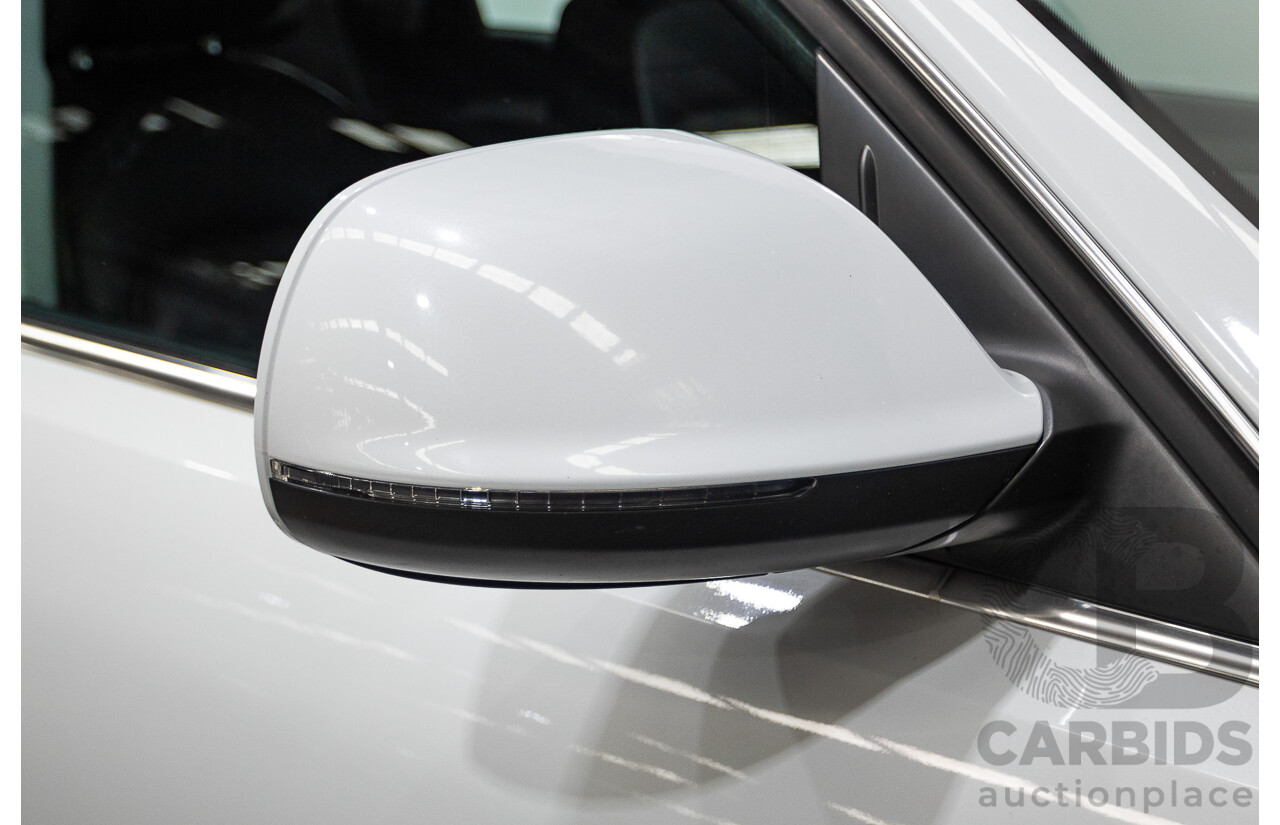 9/2013 Audi Q5 3.0 TDI Quattro 8R MY13 4d Wagon White 3.0L