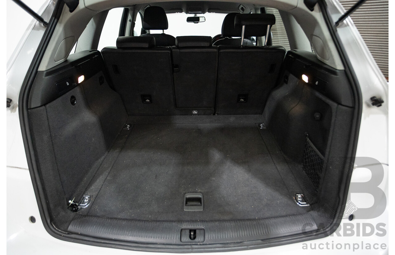 9/2013 Audi Q5 3.0 TDI Quattro 8R MY13 4d Wagon White 3.0L