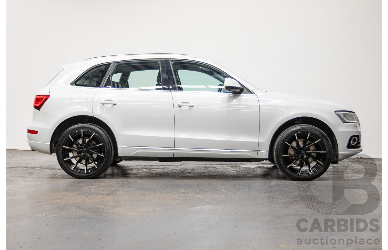 9/2013 Audi Q5 3.0 TDI Quattro 8R MY13 4d Wagon White 3.0L