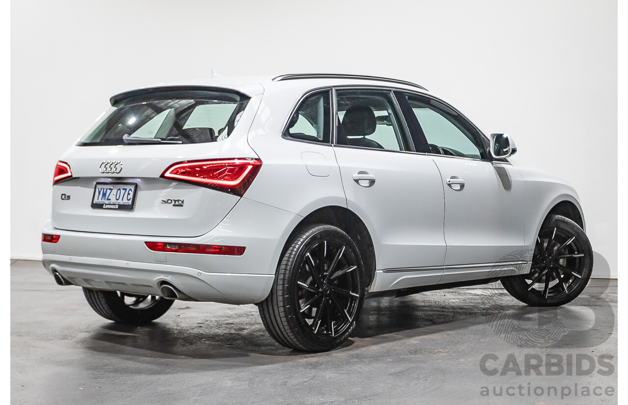 9/2013 Audi Q5 3.0 TDI Quattro 8R MY13 4d Wagon White 3.0L