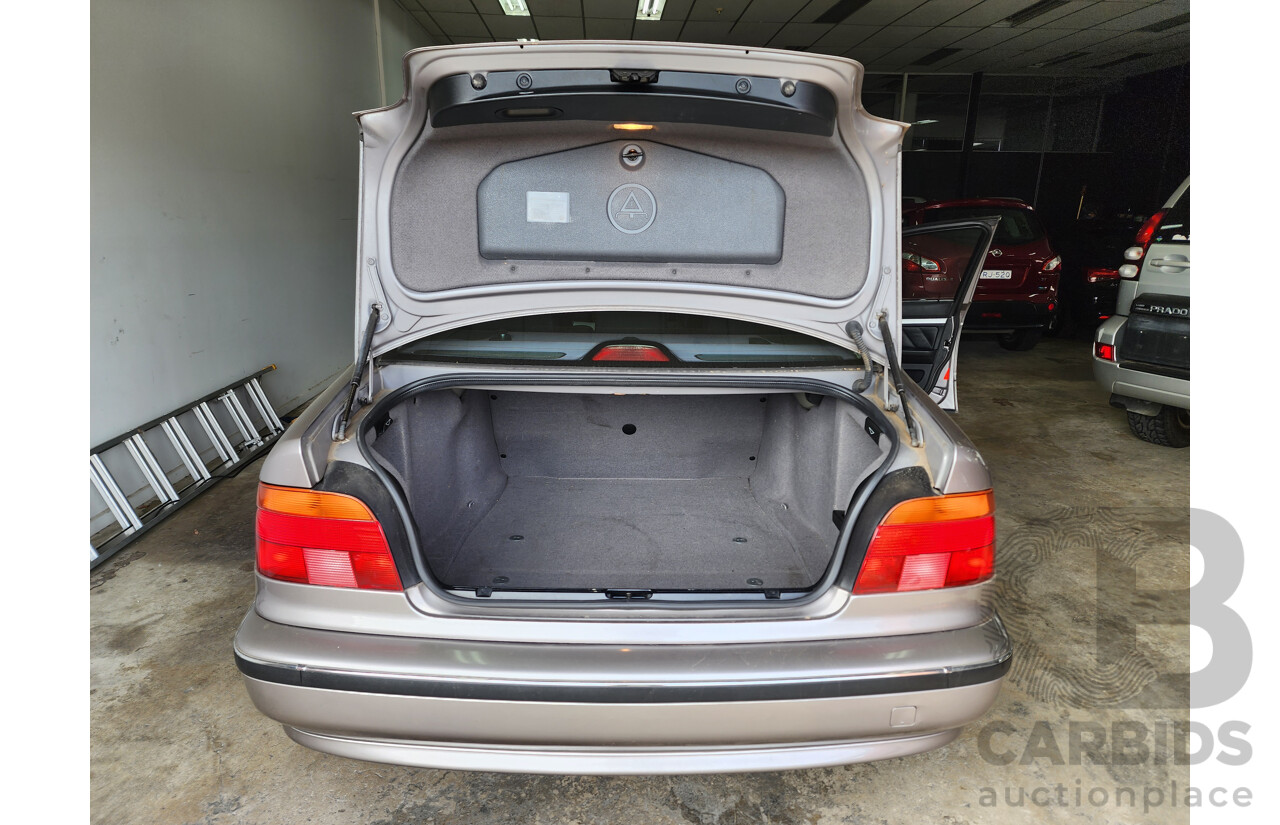 1/2000 Bmw 5 23i E39 4d Sedan Silver 2.5L