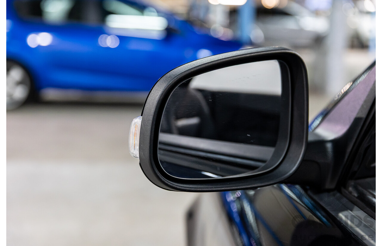 5/2014 Volvo C70 T5 MY13 2d Convertible Black Sapphire Metallic Turbo 2.5L