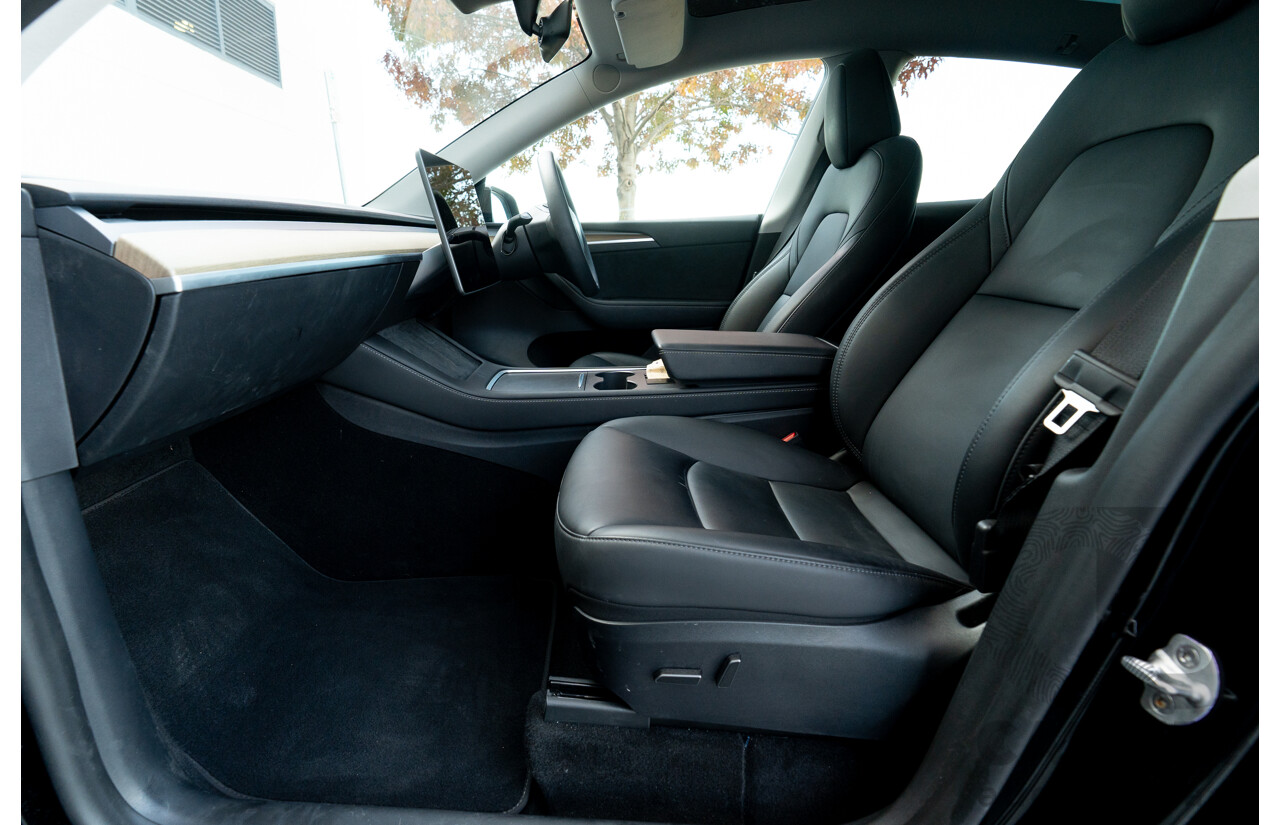 07/2023 Tesla Model Y Rear Wheel Drive 4d Wagon Solid Black Dedicated Electric EV 220kw