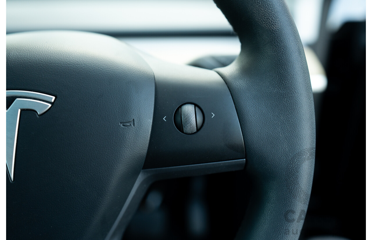 07/2023 Tesla Model Y Rear Wheel Drive 4d Wagon Solid Black Dedicated Electric EV 220kw