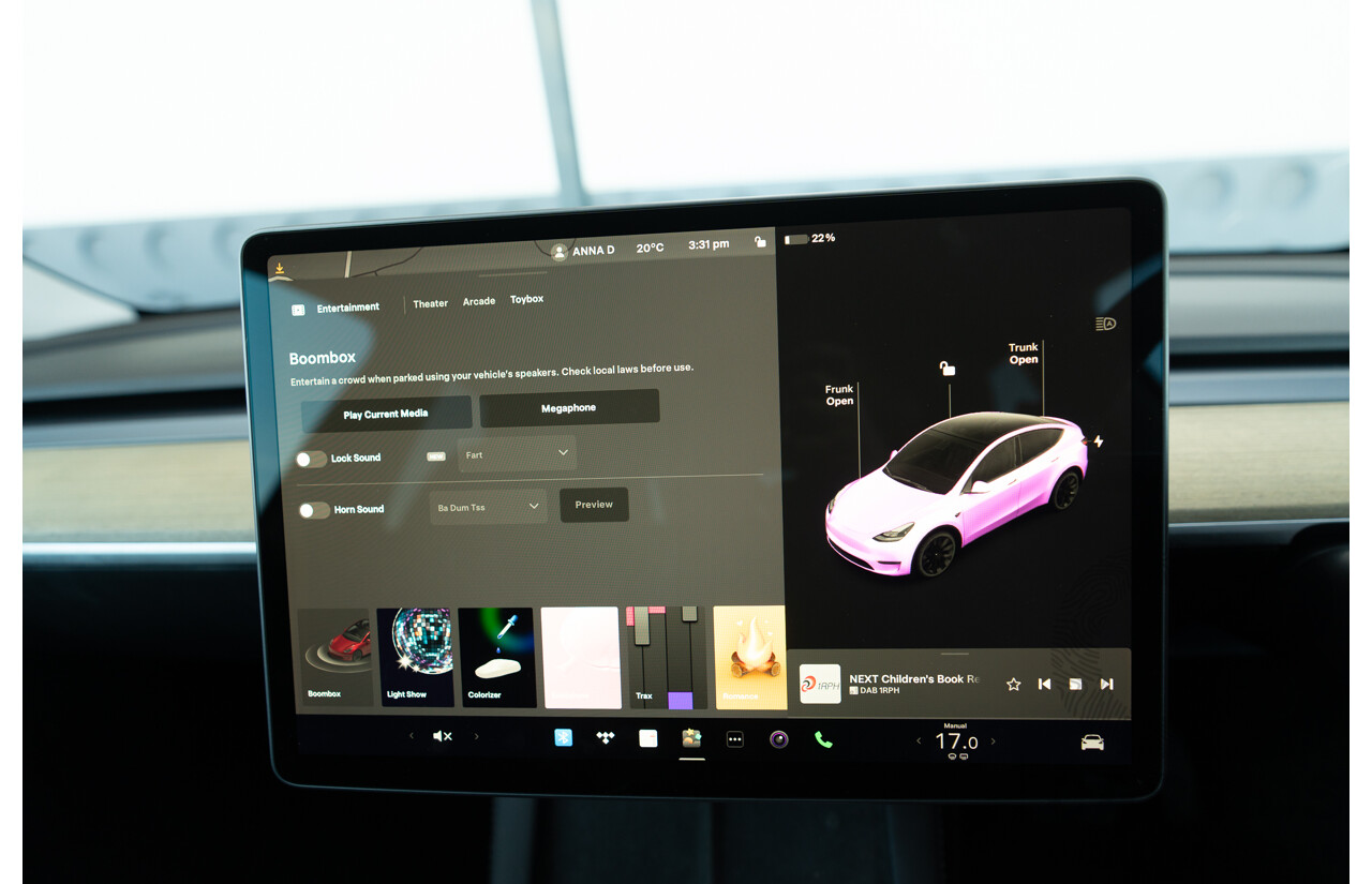 07/2023 Tesla Model Y Rear Wheel Drive 4d Wagon Solid Black Dedicated Electric EV 220kw