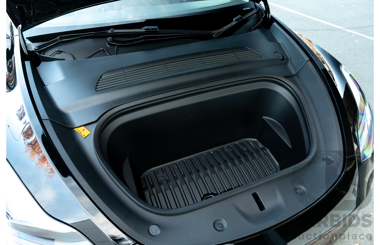 07/2023 Tesla Model Y Rear Wheel Drive 4d Wagon Solid Black Dedicated Electric EV 220kw