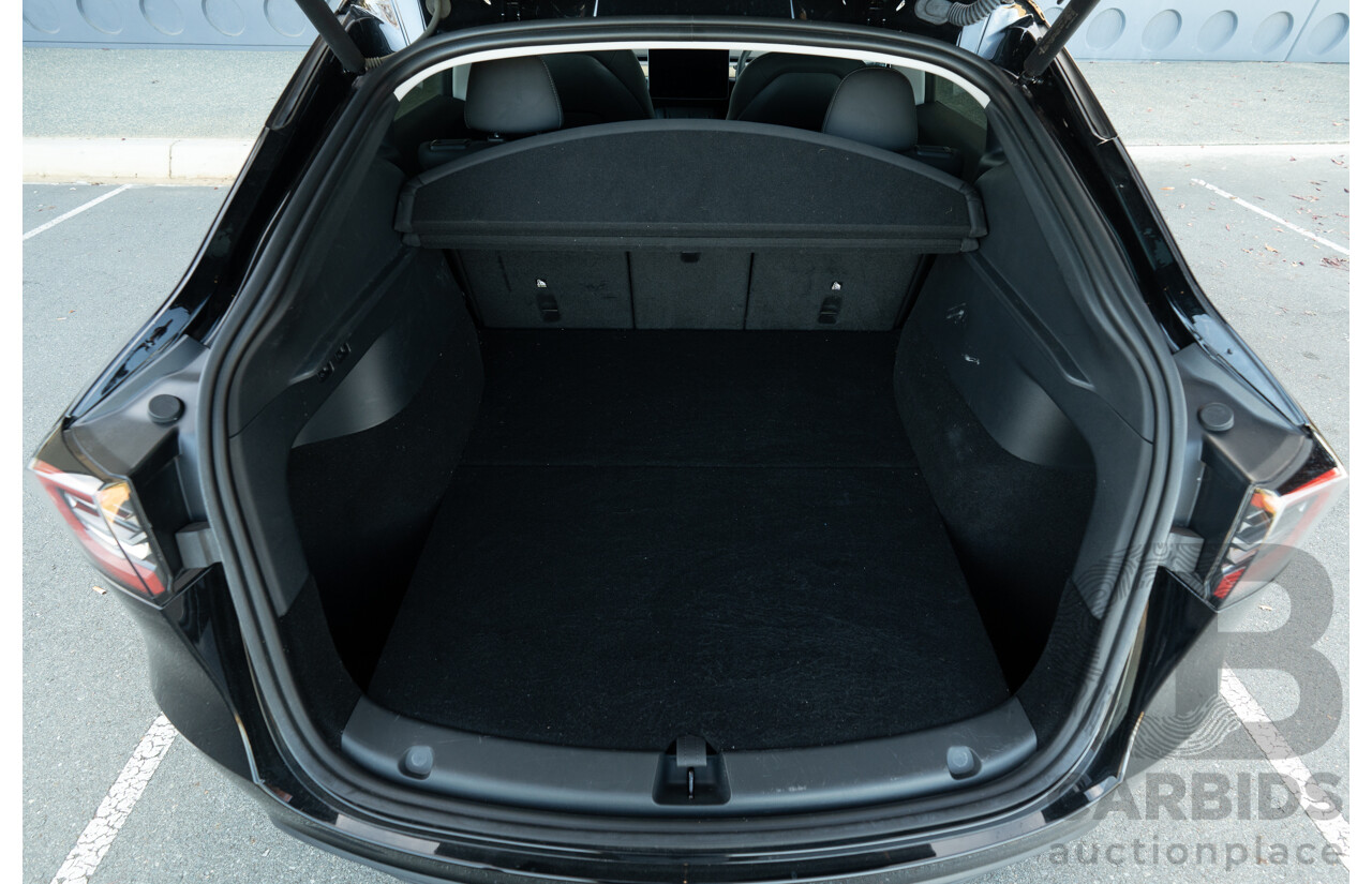 07/2023 Tesla Model Y Rear Wheel Drive 4d Wagon Solid Black Dedicated Electric EV 220kw