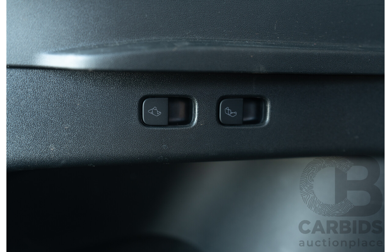 07/2023 Tesla Model Y Rear Wheel Drive 4d Wagon Solid Black Dedicated Electric EV 220kw