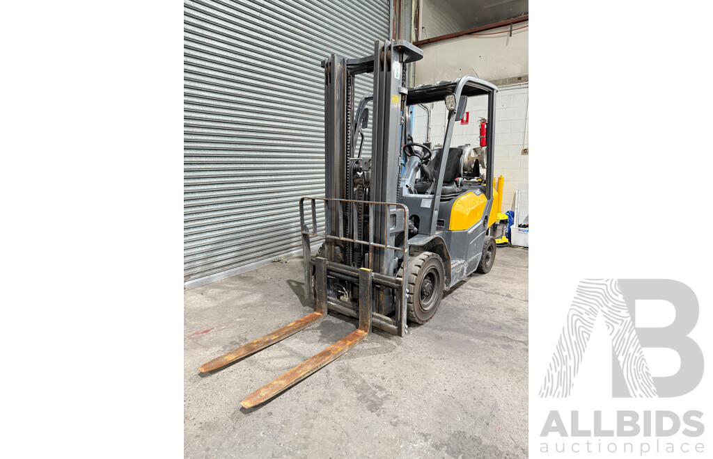 LIUGONG CLG2025G 2.5T LPG Forklift with Container Mast FSV