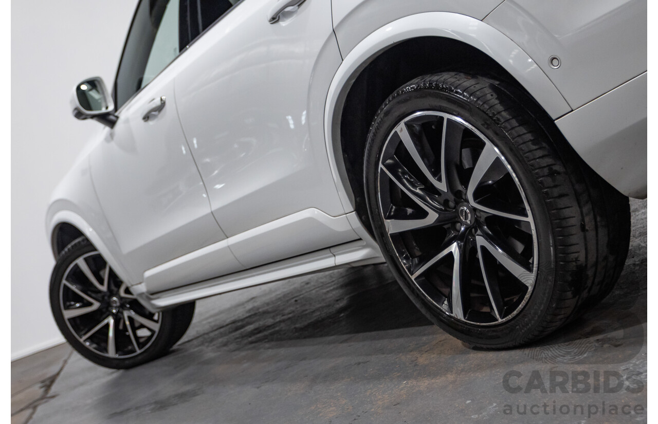 08/2018 Volvo XC90 T6 MOMENTUM (AWD) 256 MY18 4D Wagon White Supercharged and Turbo 2.0L - 7 seats