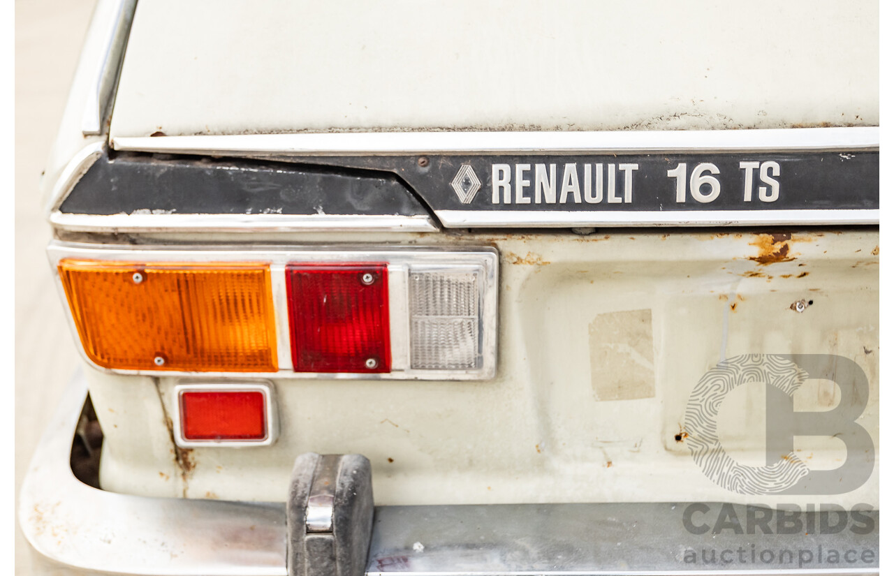 8/1971 Renault 16 TS  5d Hatch Beige 1.6L