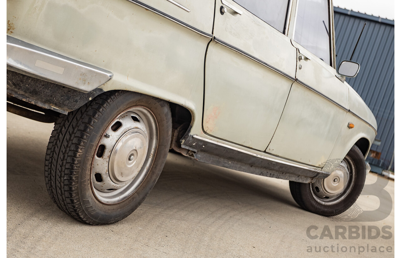 8/1971 Renault 16 TS  5d Hatch Beige 1.6L