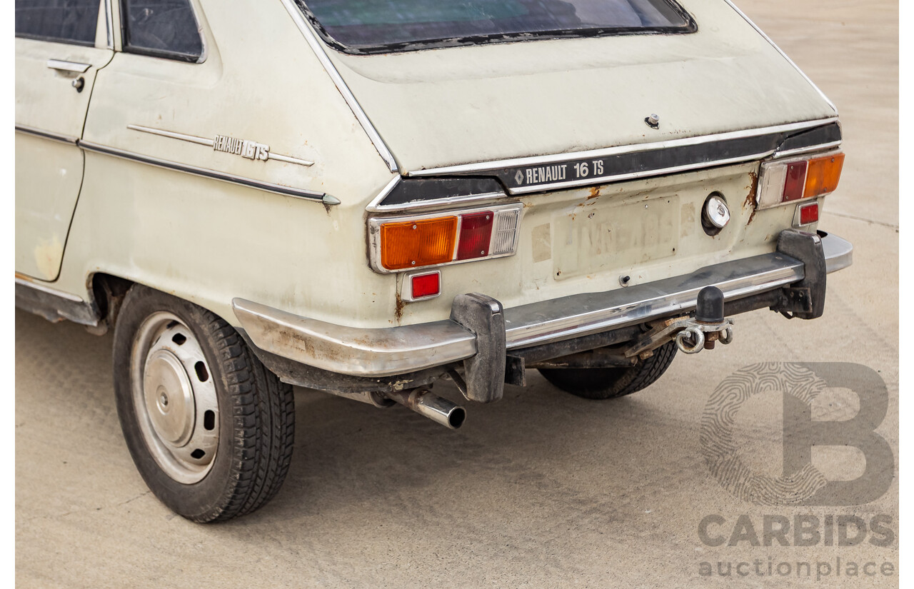 8/1971 Renault 16 TS  5d Hatch Beige 1.6L