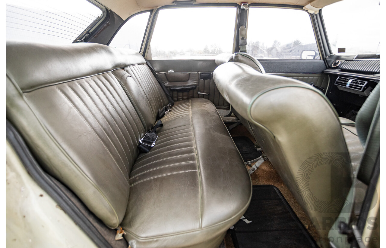 8/1971 Renault 16 TS  5d Hatch Beige 1.6L