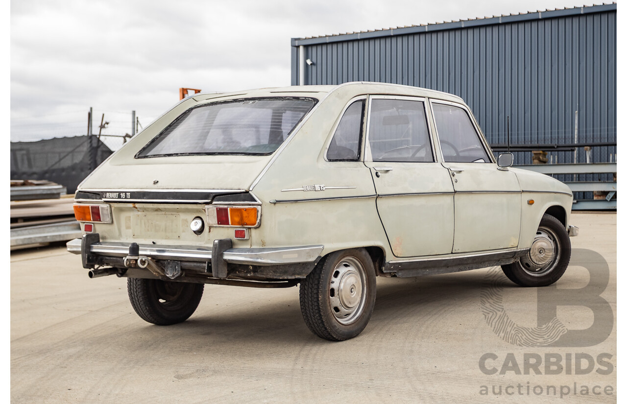 8/1971 Renault 16 TS  5d Hatch Beige 1.6L