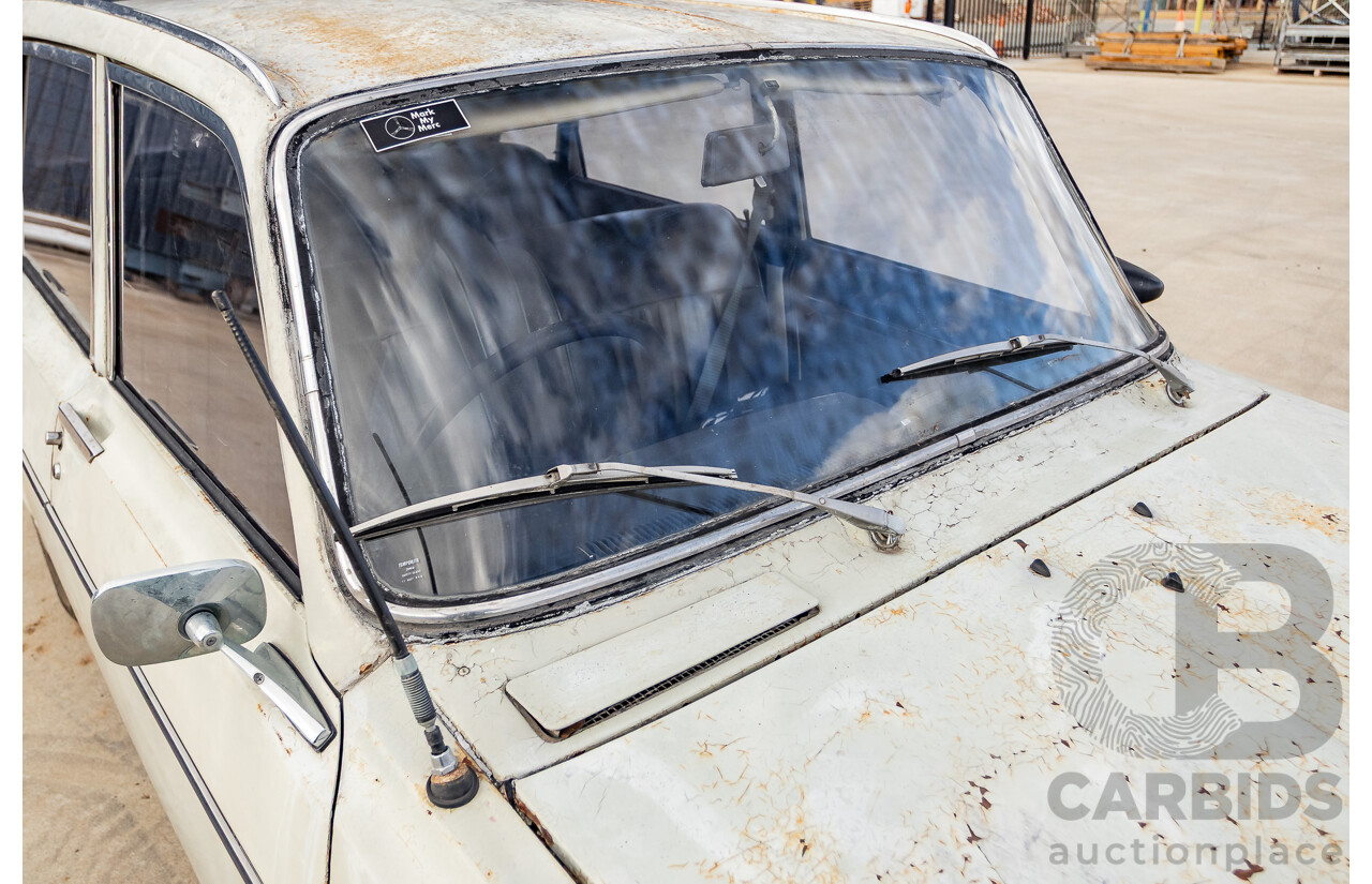 8/1971 Renault 16 TS  5d Hatch Beige 1.6L